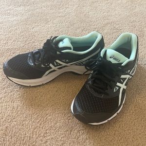ASICS gel excite running shoes